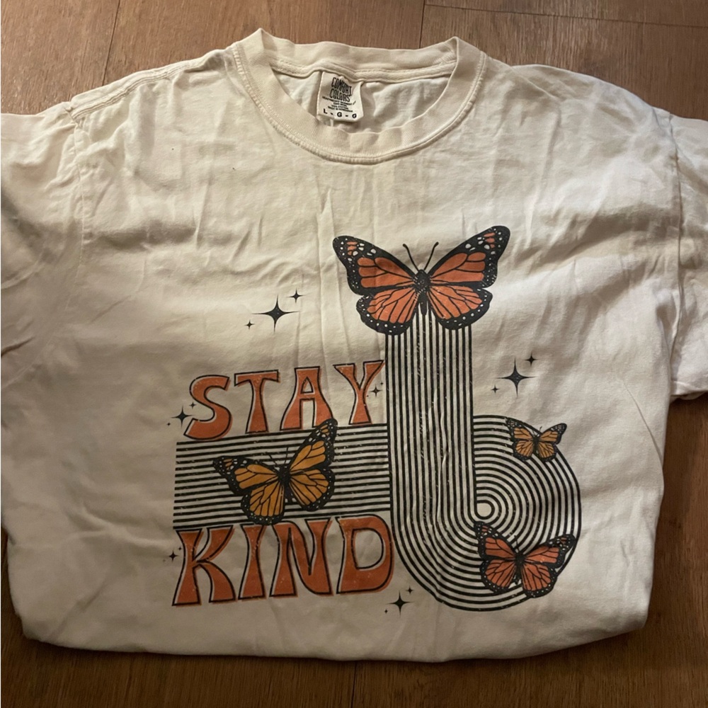Comfort Colors “stay kind” T-shirt. No stains or damage.